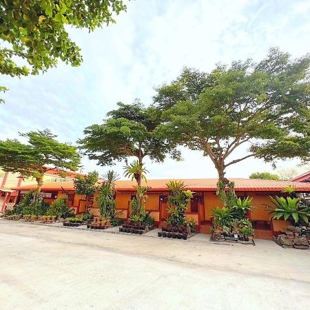 Khong Chiam Hotel Exteriör bild