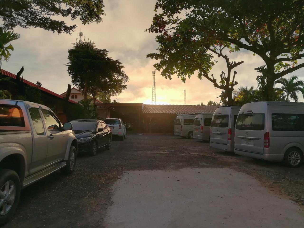 Khong Chiam Hotel Exteriör bild